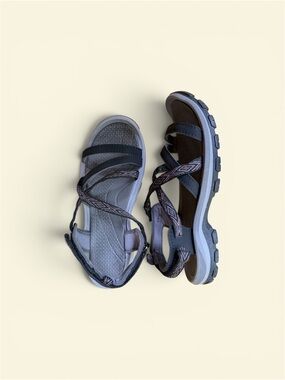 Women’s Outdoor Strappy Sport Sandals in Black with Red and Blue Design